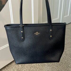 COACH LEATHER CITY SMALL TOTE BAG